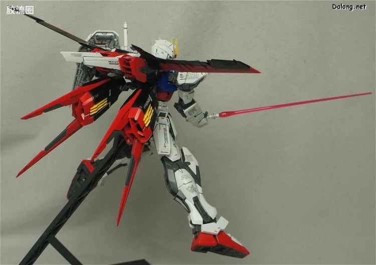 Bandai MG 1/100 GAT-X105 Aile Strike Gundam Ver.RM