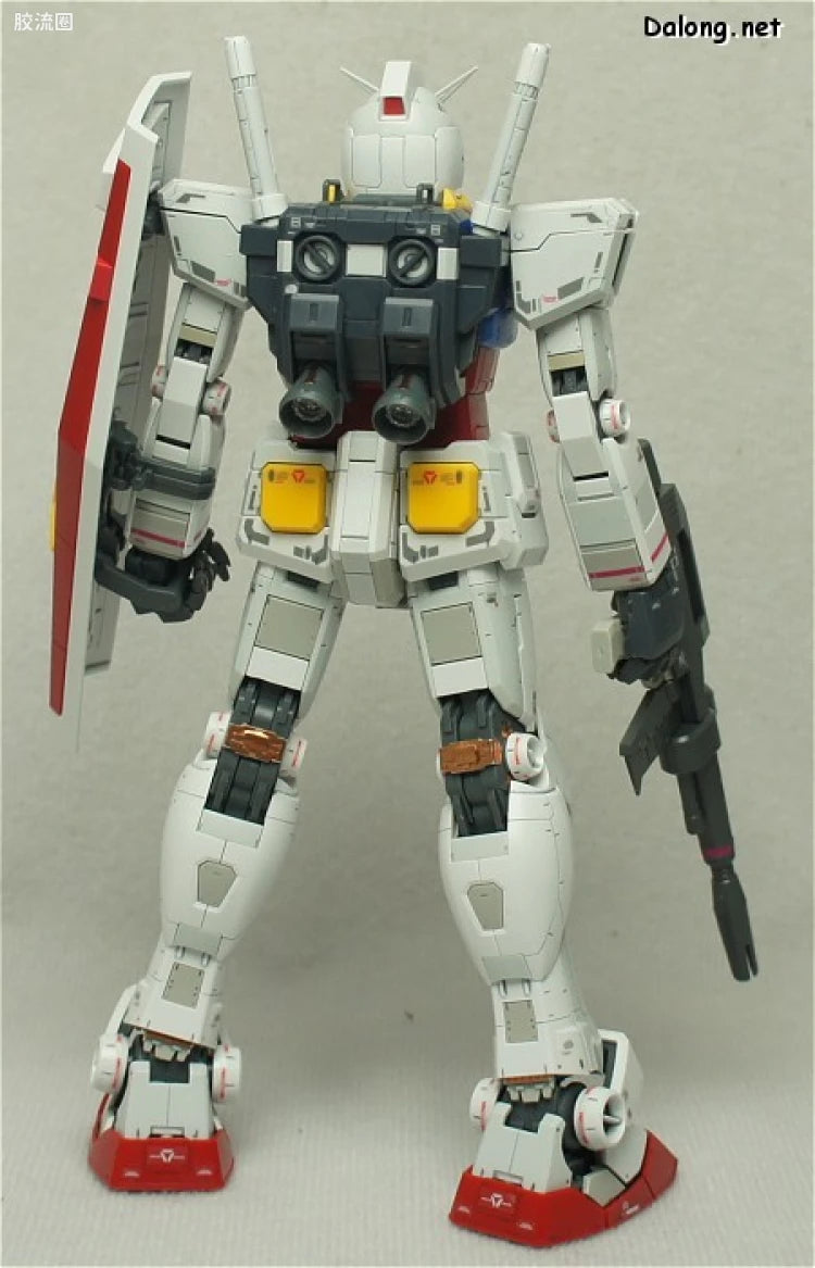 Bandai MG 1/100 RX-78-2 Gundam Ver.3.0