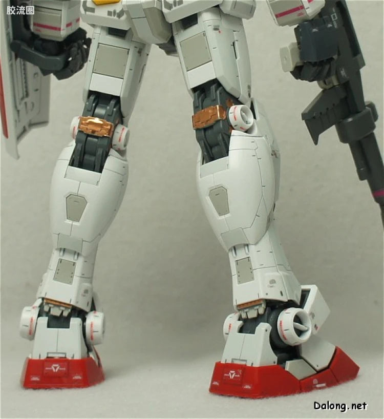 Bandai MG 1/100 RX-78-2 Gundam Ver.3.0