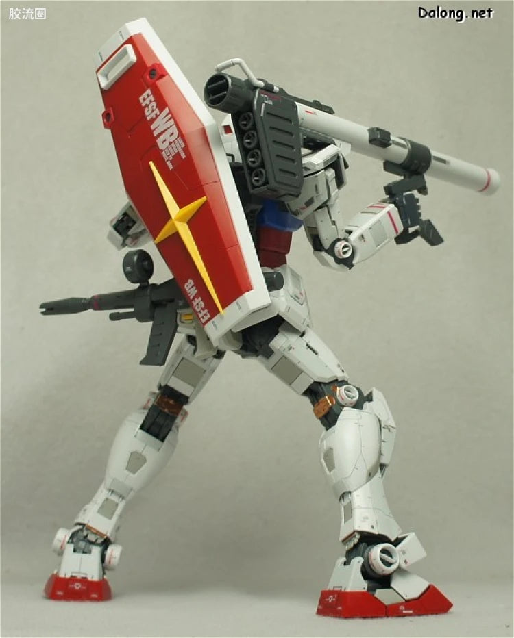 Bandai MG 1/100 RX-78-2 Gundam Ver.3.0