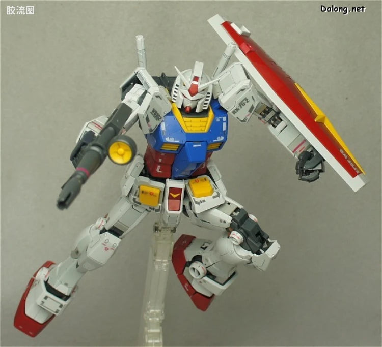 Bandai MG 1/100 RX-78-2 Gundam Ver.3.0