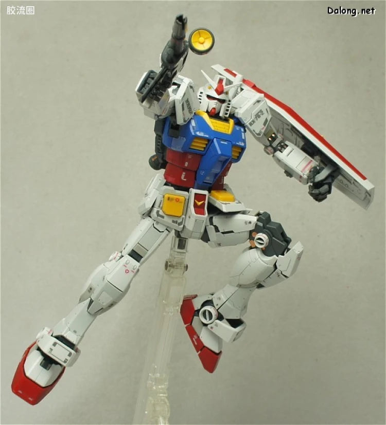 Bandai MG 1/100 RX-78-2 Gundam Ver.3.0