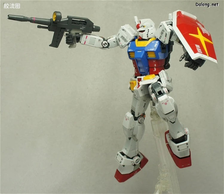 Bandai MG 1/100 RX-78-2 Gundam Ver.3.0