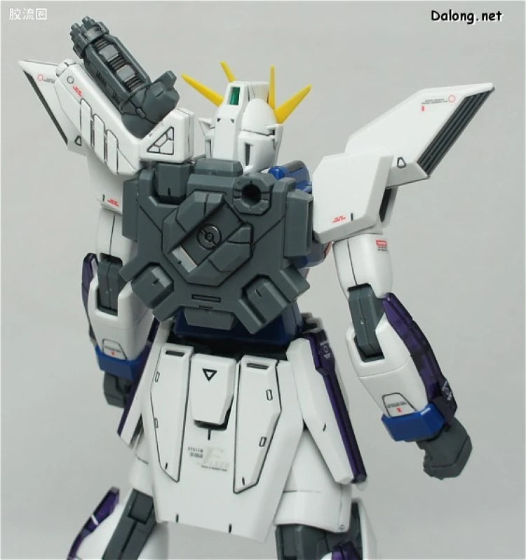 Bandai MG 1/100 GX-9900 Gundam X