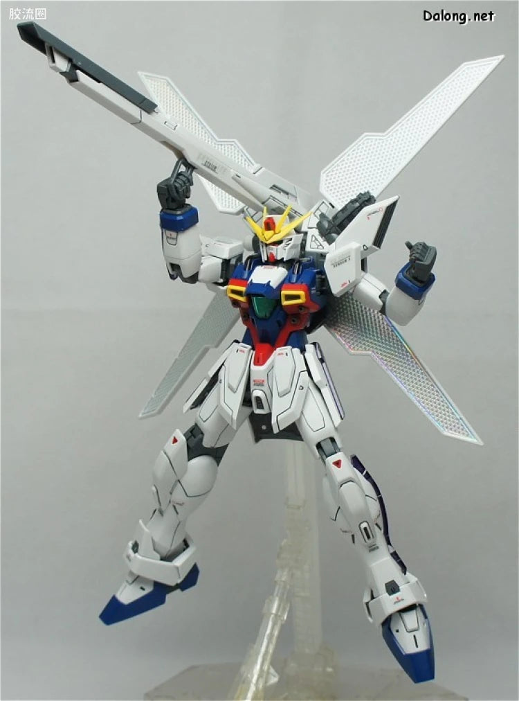 Bandai MG 1/100 GX-9900 Gundam X