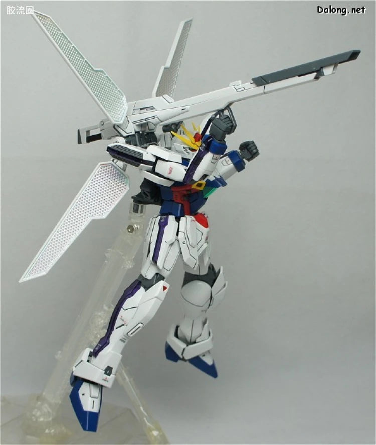 Bandai MG 1/100 GX-9900 Gundam X