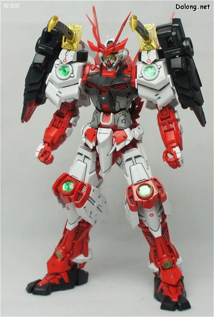 Bandai MG 1/100 Sengoku Astray Gundam