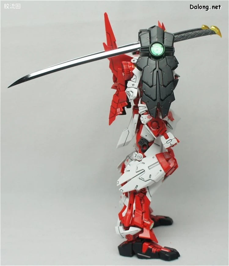Bandai MG 1/100 Sengoku Astray Gundam