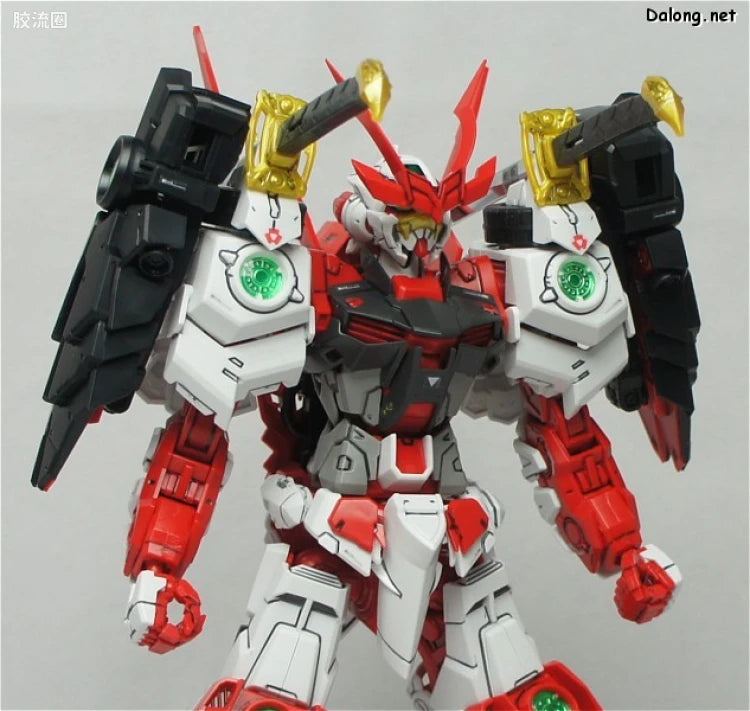 Bandai MG 1/100 Sengoku Astray Gundam
