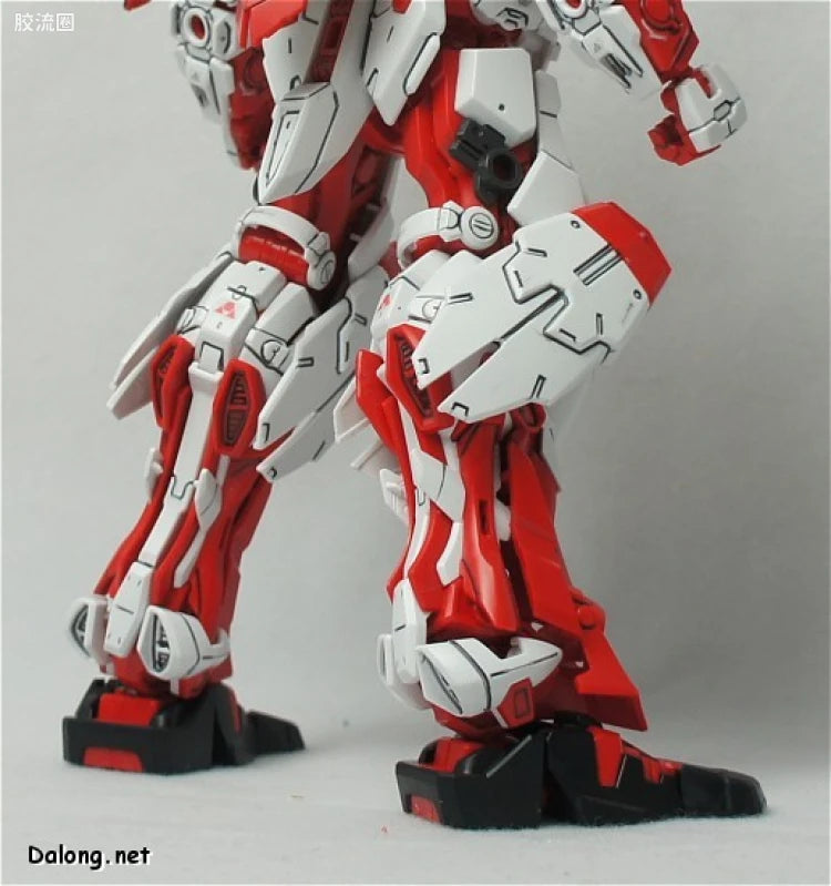 Bandai MG 1/100 Sengoku Astray Gundam