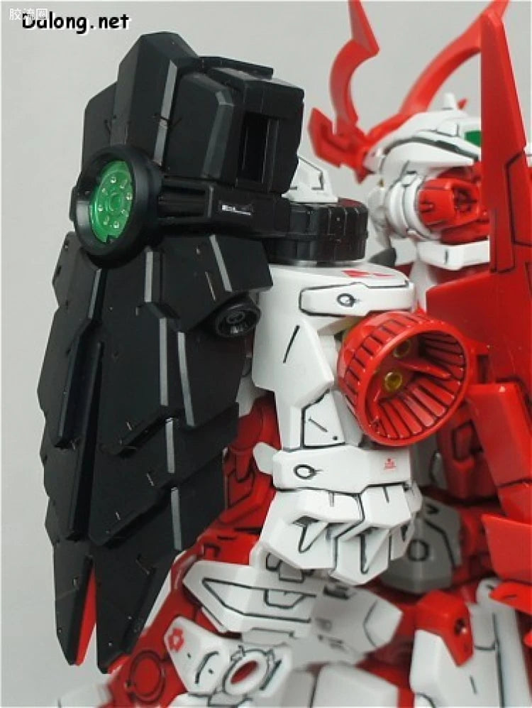 Bandai MG 1/100 Sengoku Astray Gundam