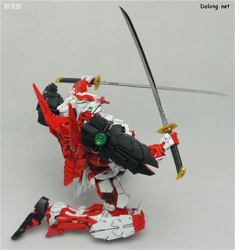 Bandai MG 1/100 Sengoku Astray Gundam