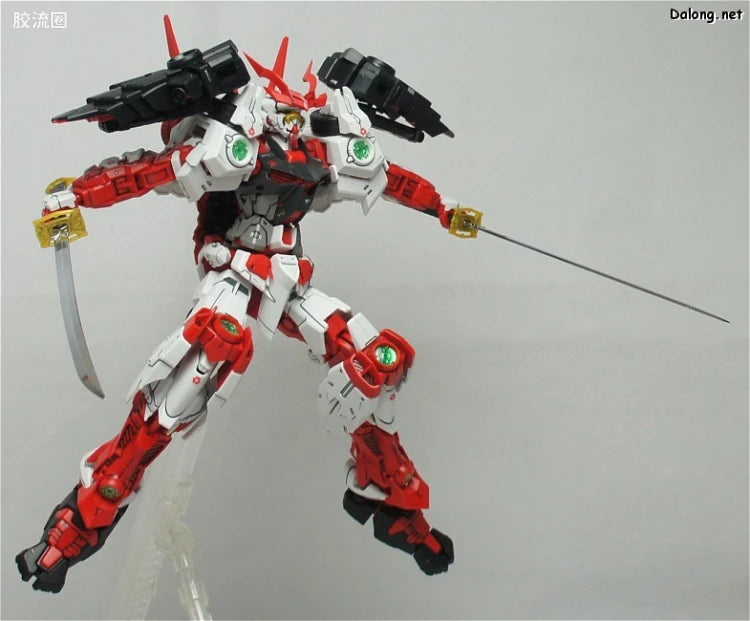 Bandai MG 1/100 Sengoku Astray Gundam