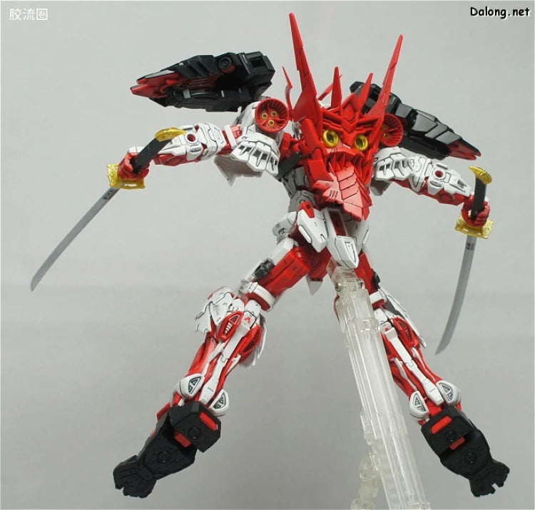 Bandai MG 1/100 Sengoku Astray Gundam