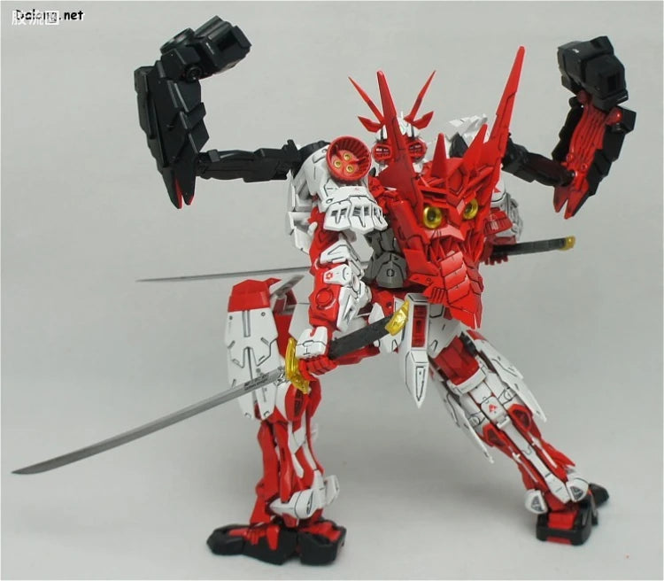 Bandai MG 1/100 Sengoku Astray Gundam