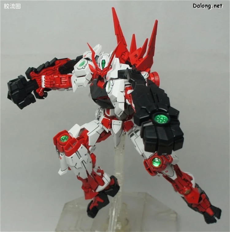 Bandai MG 1/100 Sengoku Astray Gundam
