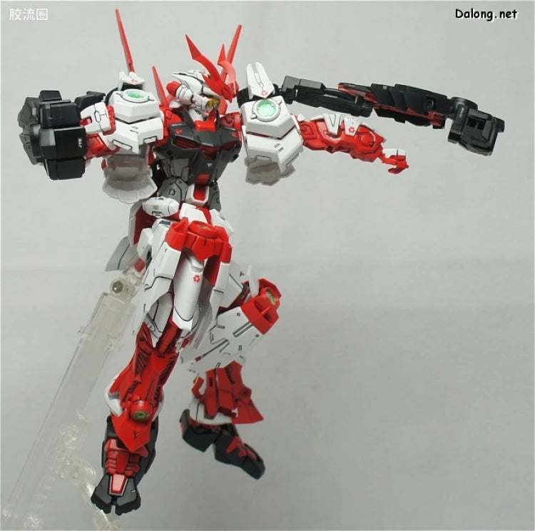 Bandai MG 1/100 Sengoku Astray Gundam