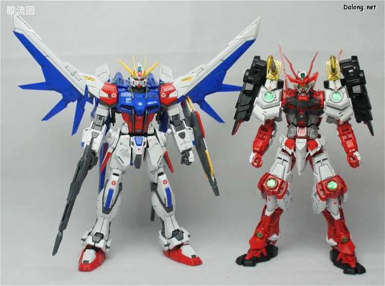 Bandai MG 1/100 Sengoku Astray Gundam