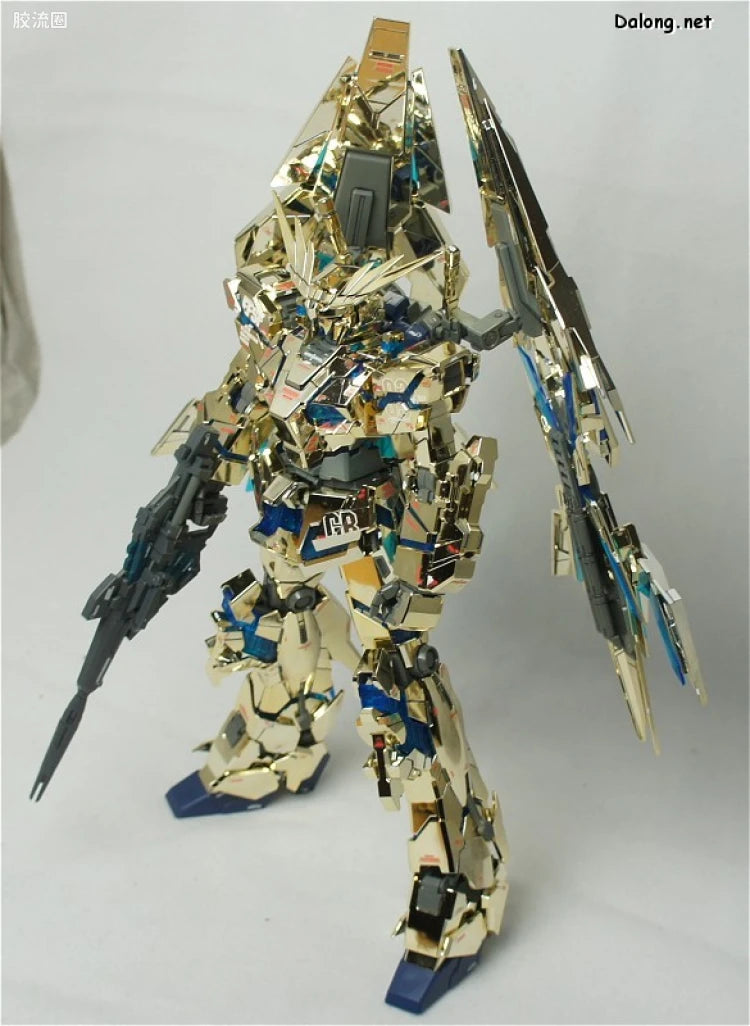 Bandai MG 1/100 RX-0 Unicorn Gundam 03 Phenex