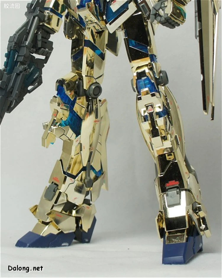 Bandai MG 1/100 RX-0 Unicorn Gundam 03 Phenex