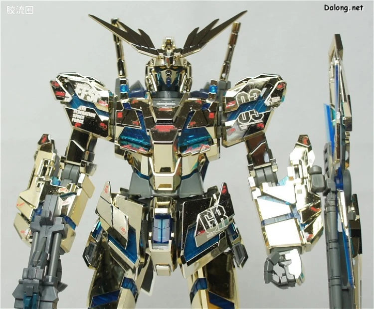 Bandai MG 1/100 RX-0 Unicorn Gundam 03 Phenex