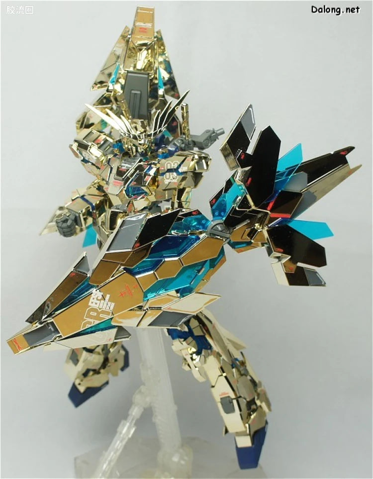 Bandai MG 1/100 RX-0 Unicorn Gundam 03 Phenex