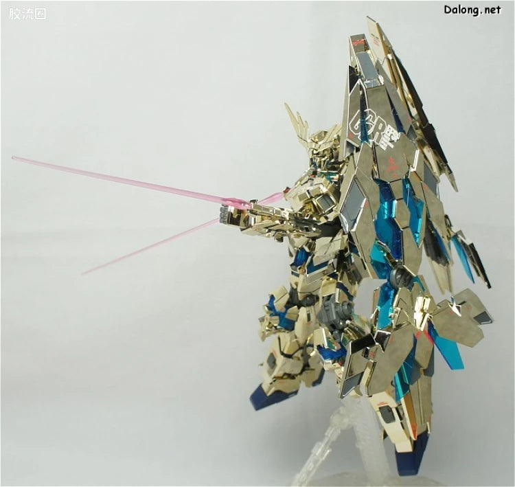 Bandai MG 1/100 RX-0 Unicorn Gundam 03 Phenex
