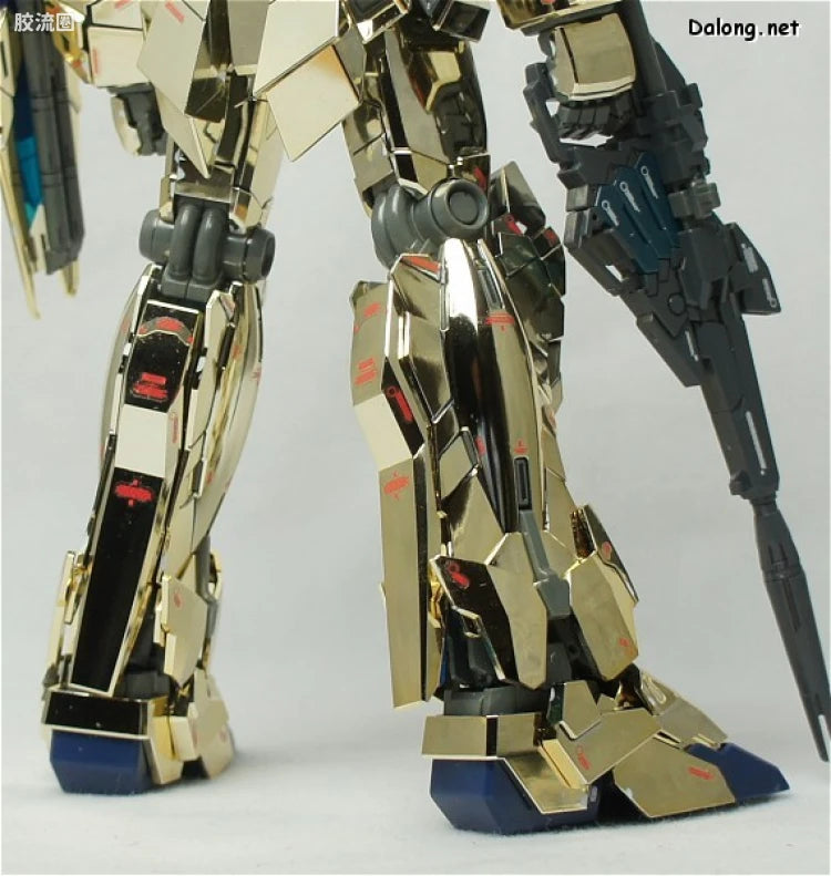 Bandai MG 1/100 RX-0 Unicorn Gundam 03 Phenex
