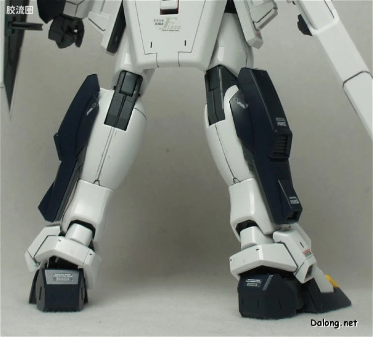 Bandai MG 1/100 GX-9901-DX Gundam Double X