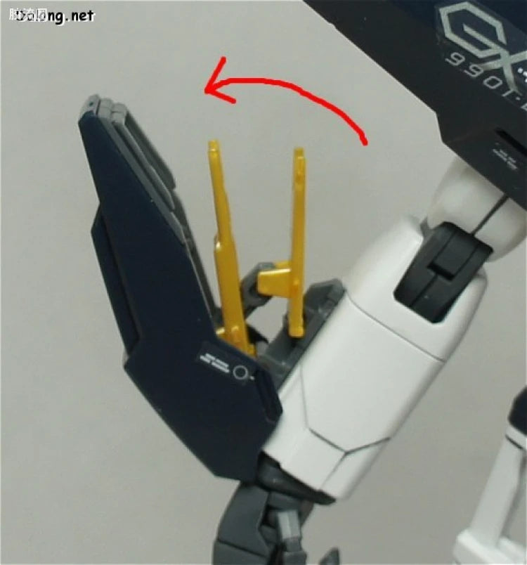 Bandai MG 1/100 GX-9901-DX Gundam Double X