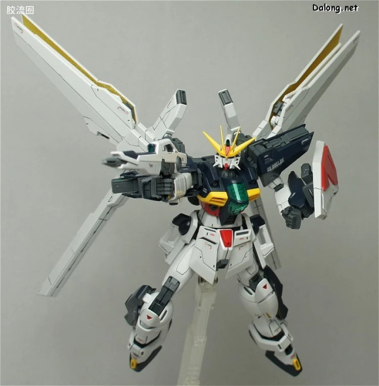 Bandai MG 1/100 GX-9901-DX Gundam Double X