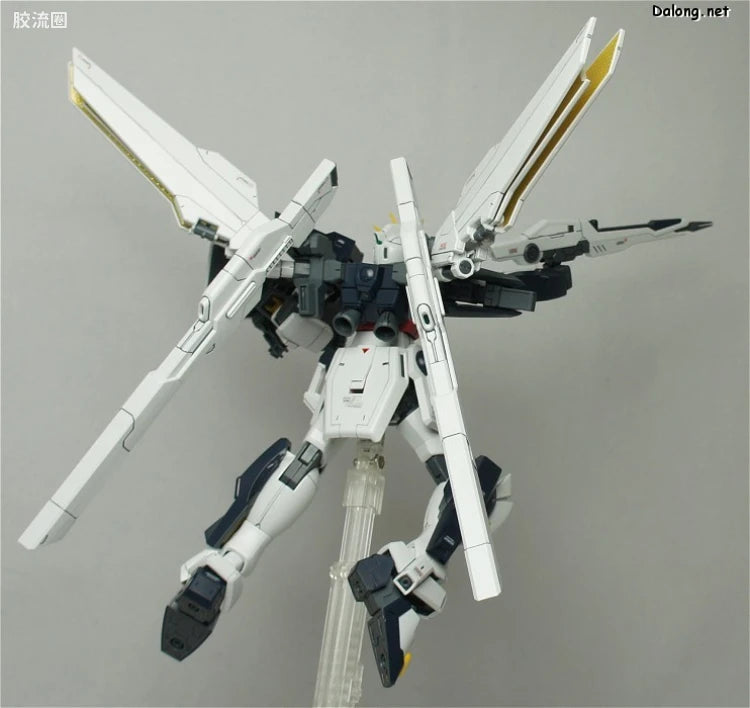 Bandai MG 1/100 GX-9901-DX Gundam Double X