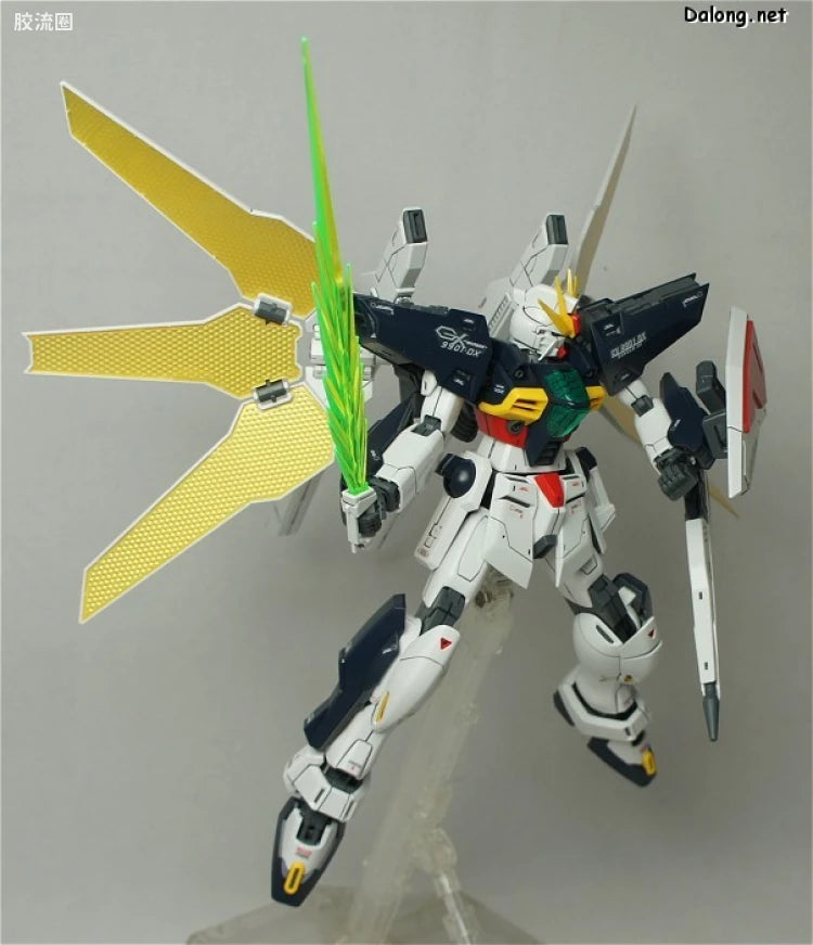 Bandai MG 1/100 GX-9901-DX Gundam Double X