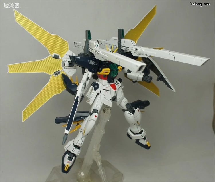 Bandai MG 1/100 GX-9901-DX Gundam Double X