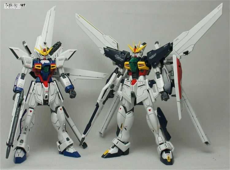 Bandai MG 1/100 GX-9901-DX Gundam Double X