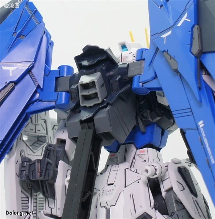 Bandai MG 1/100 ZGMF-X10A Freedom Gundam Ver.2.0