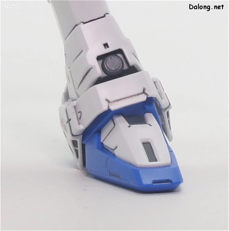 Bandai MG 1/100 ZGMF-X10A Freedom Gundam Ver.2.0