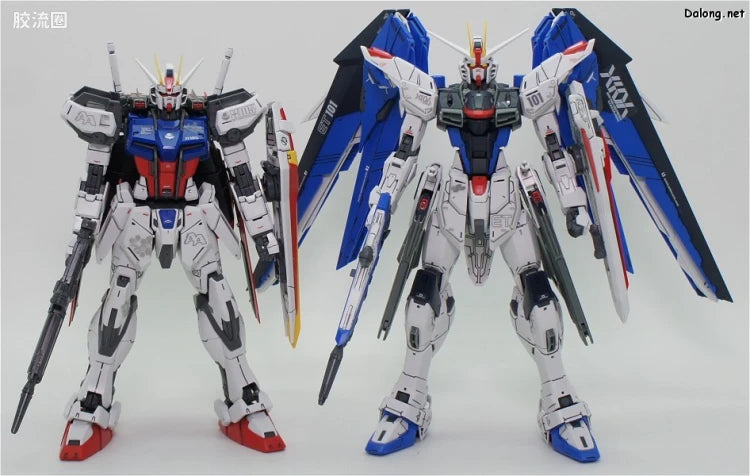 Bandai MG 1/100 ZGMF-X10A Freedom Gundam Ver.2.0