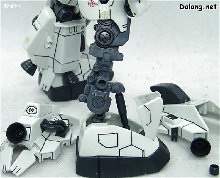 Bandai MG 1/100 MS-06R-1A Zaku II (Shin Matsunaga Custom)