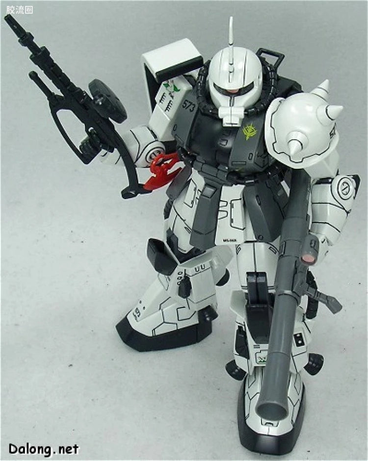 Bandai MG 1/100 MS-06R-1A Zaku II (Shin Matsunaga Custom)