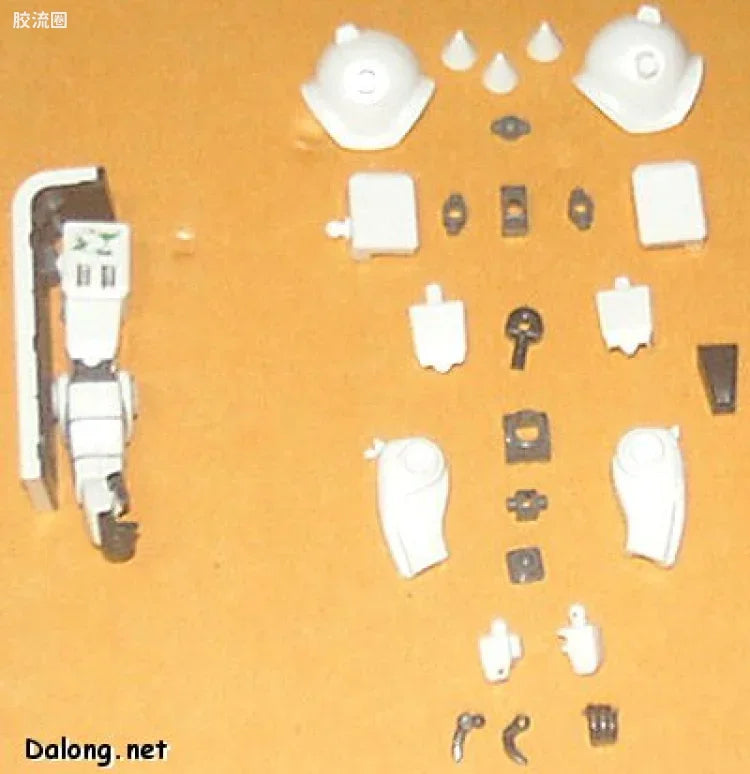 Bandai MG 1/100 MS-06R-1A Zaku II (Shin Matsunaga Custom)