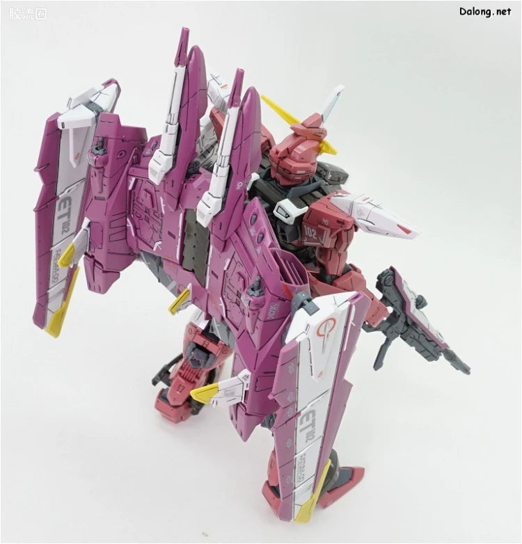 Bandai MG 1/100 ZGMF-X09A Justice Gundam