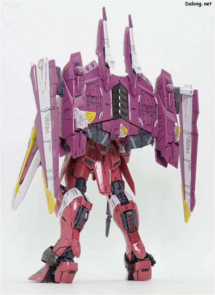 Bandai MG 1/100 ZGMF-X09A Justice Gundam