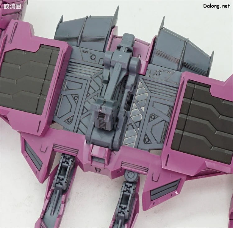 Bandai MG 1/100 ZGMF-X09A Justice Gundam