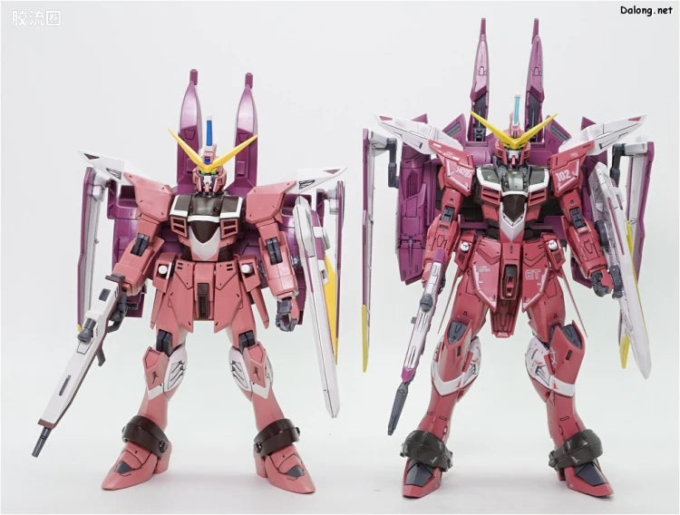Bandai MG 1/100 ZGMF-X09A Justice Gundam