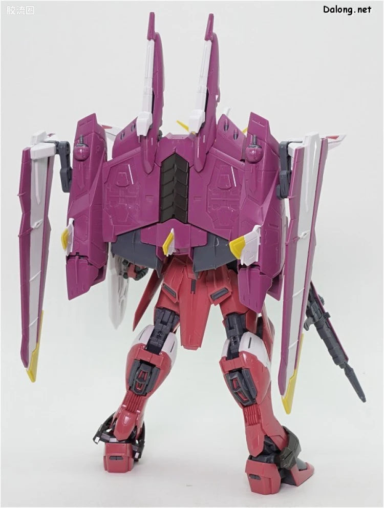 Bandai MG 1/100 ZGMF-X09A Justice Gundam