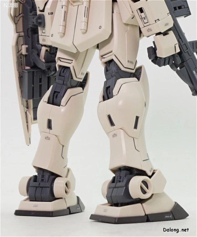 Bandai MG 1/100 RGM-79G GM Command (Colony Type)