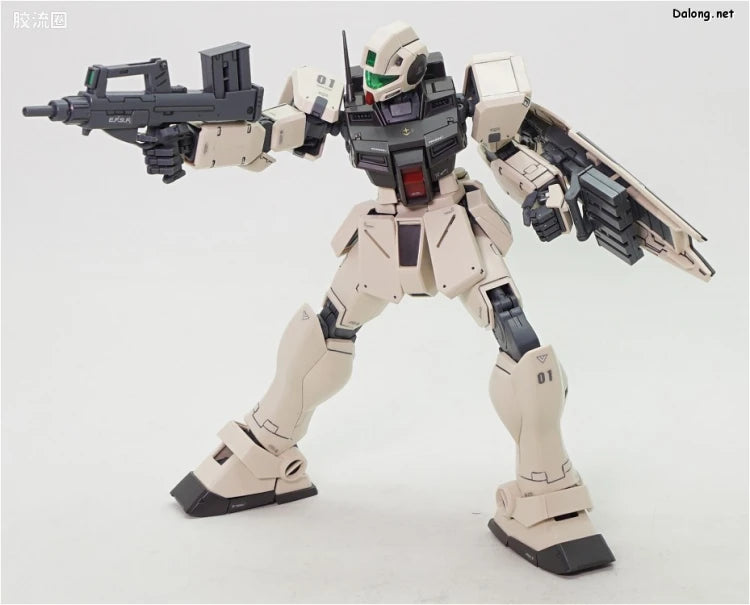 Bandai MG 1/100 RGM-79G GM Command (Colony Type)