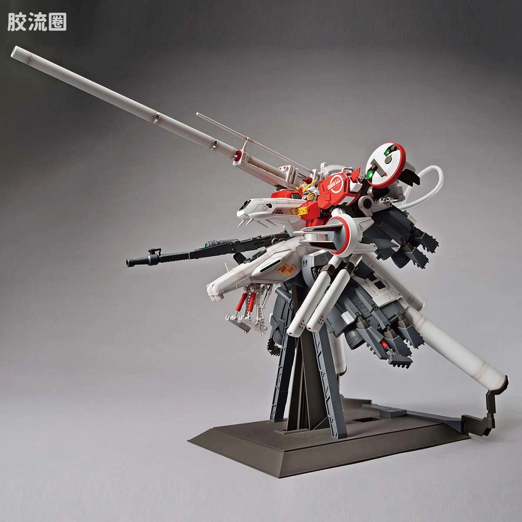 Bandai MG 1/100 PLAN303E Deep Striker
