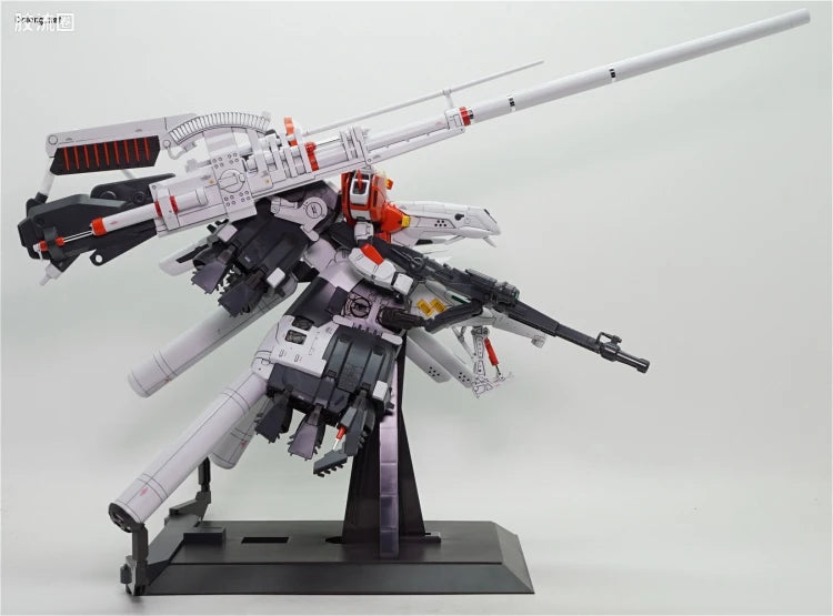 Bandai MG 1/100 PLAN303E Deep Striker